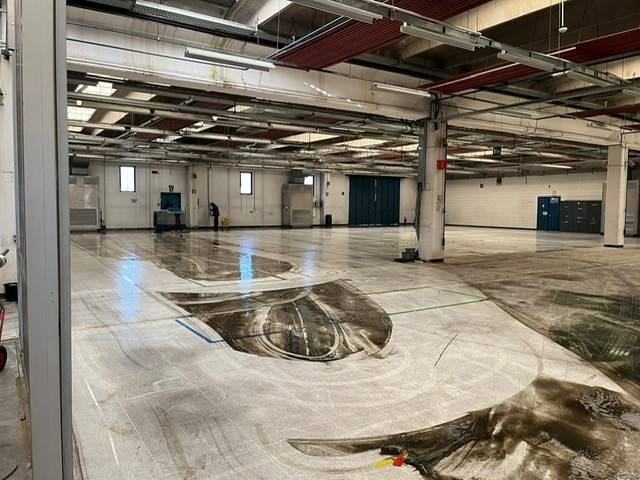 capannone in vendita a Cornate d'Adda