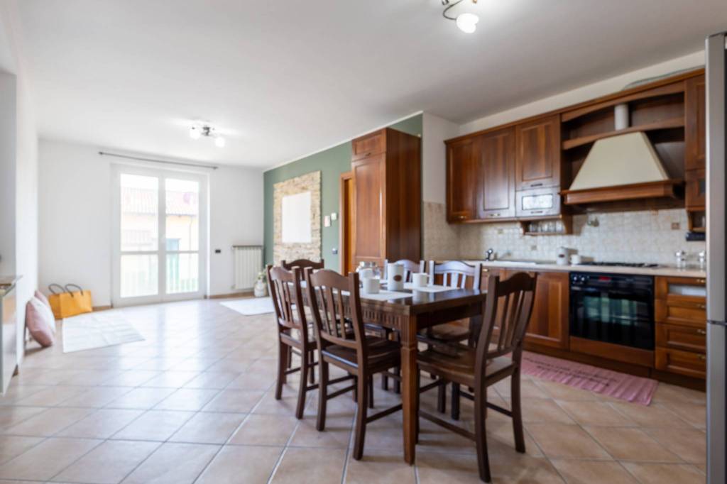 appartamento in vendita a Cornate d'Adda