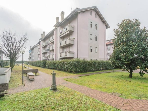 appartamento in vendita a Cornate d'Adda
