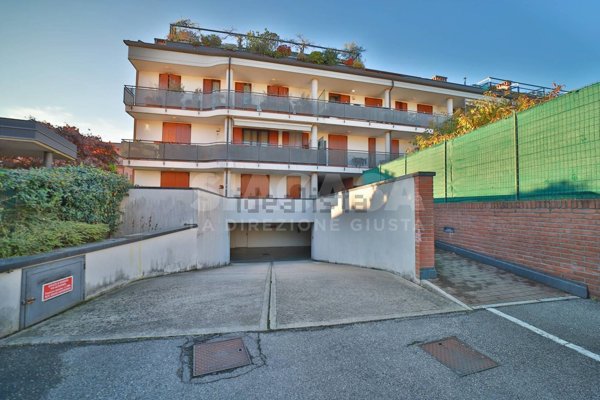 appartamento in vendita a Cornate d'Adda in zona Colnago