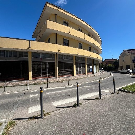 appartamento in vendita a Cornate d'Adda in zona Colnago