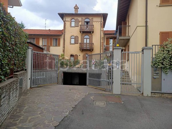 villa in vendita a Cornate d'Adda in zona Colnago