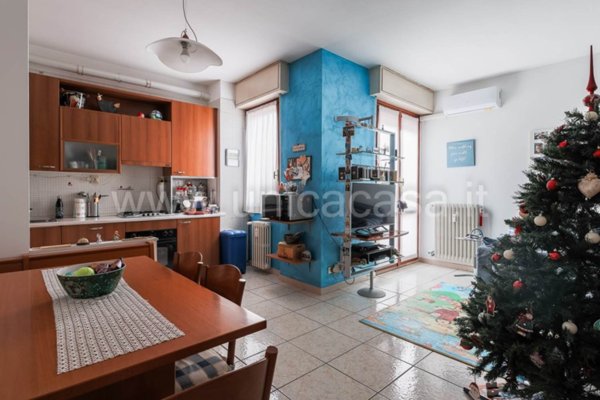 appartamento in vendita a Cornate d'Adda