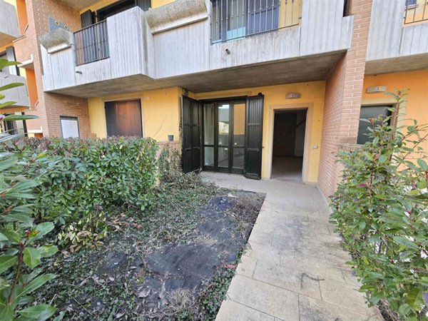 appartamento in vendita a Cornate d'Adda in zona Colnago