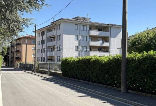 appartamento in vendita a Cornate d'Adda in zona Colnago