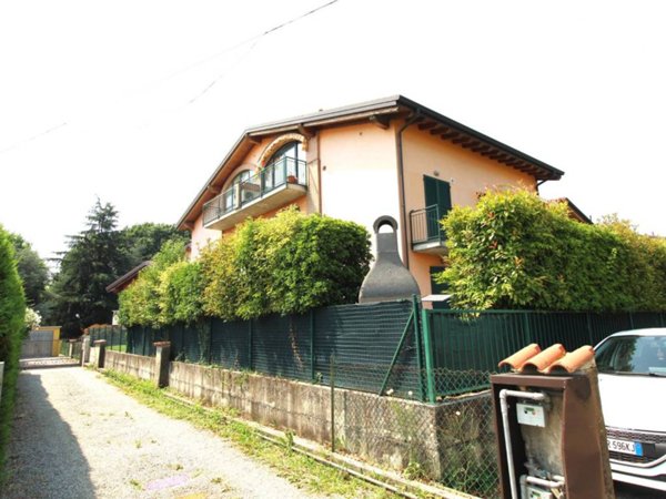 appartamento in vendita a Cornate d'Adda in zona Colnago