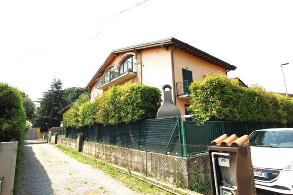 appartamento in vendita a Cornate d'Adda in zona Colnago