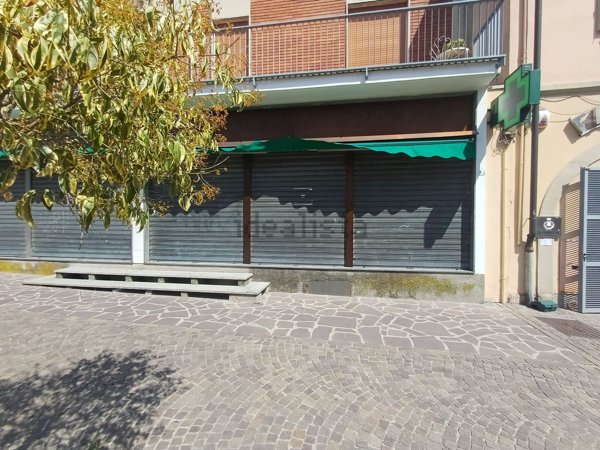 ufficio in vendita a Cornate d'Adda in zona Colnago