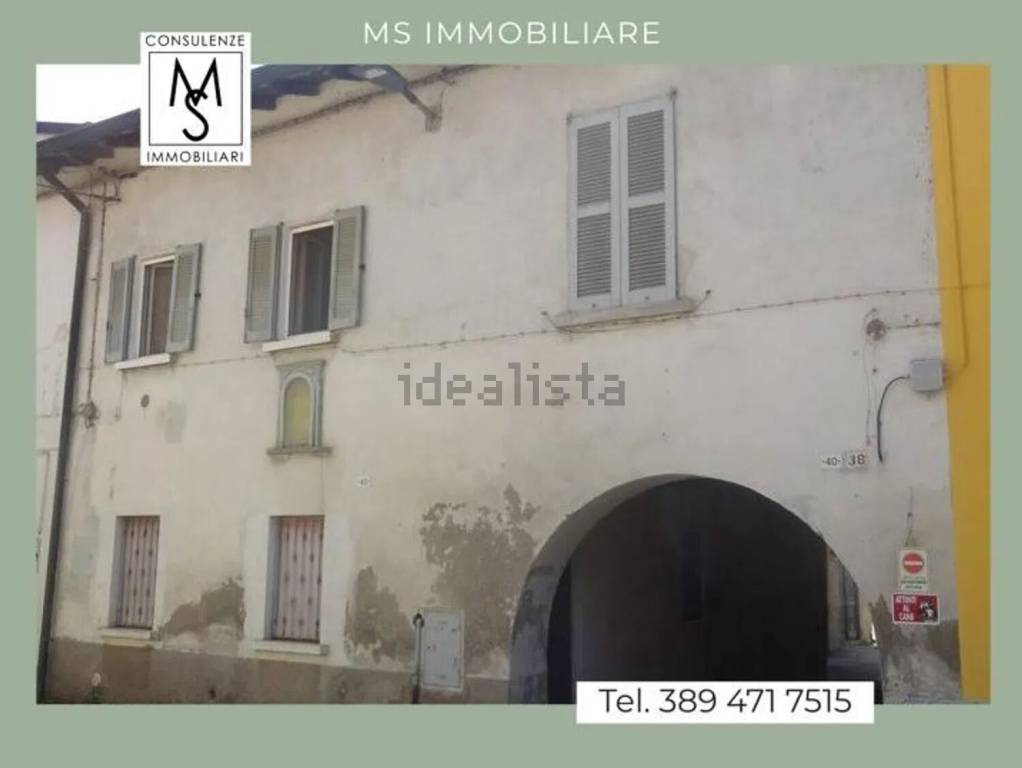 appartamento in vendita a Cornate d'Adda in zona Colnago