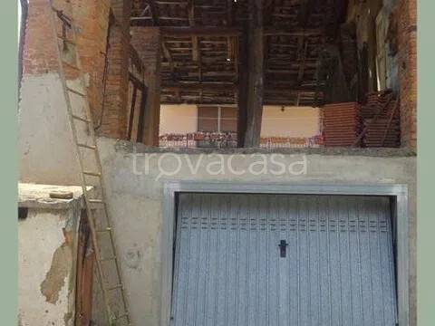 appartamento in vendita a Cornate d'Adda in zona Colnago