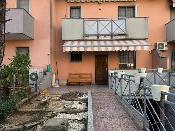 casa indipendente in vendita a Cornate d'Adda in zona Colnago