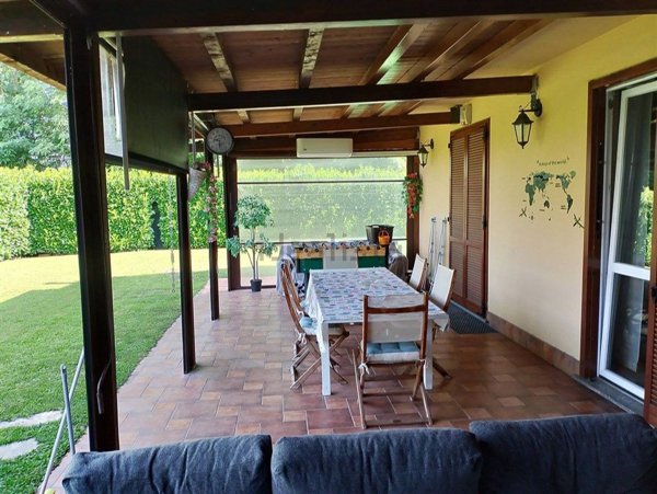 appartamento in vendita a Cornate d'Adda in zona Colnago