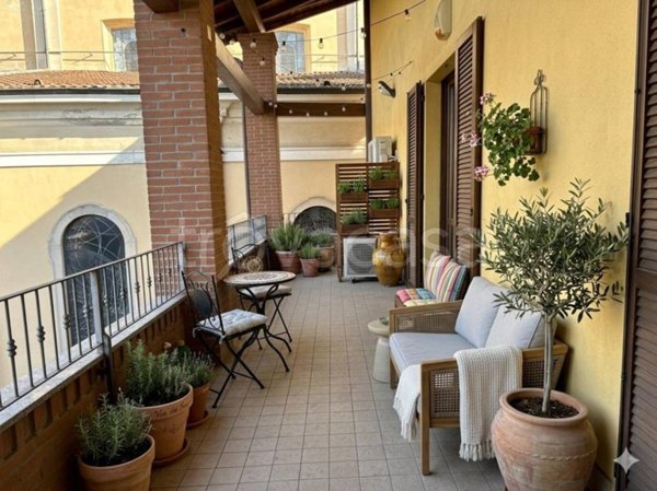 appartamento in vendita a Cornate d'Adda in zona Colnago