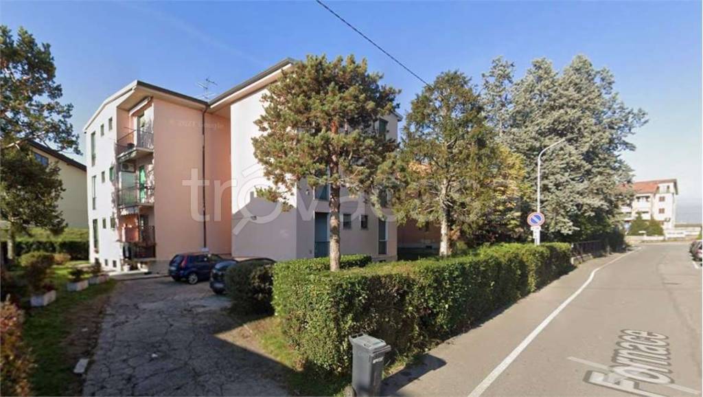 appartamento in vendita a Cornate d'Adda in zona Colnago