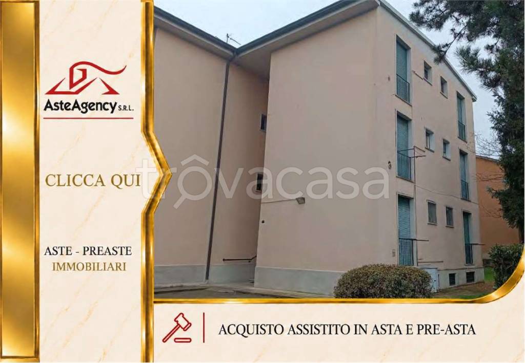 appartamento in vendita a Cornate d'Adda in zona Colnago