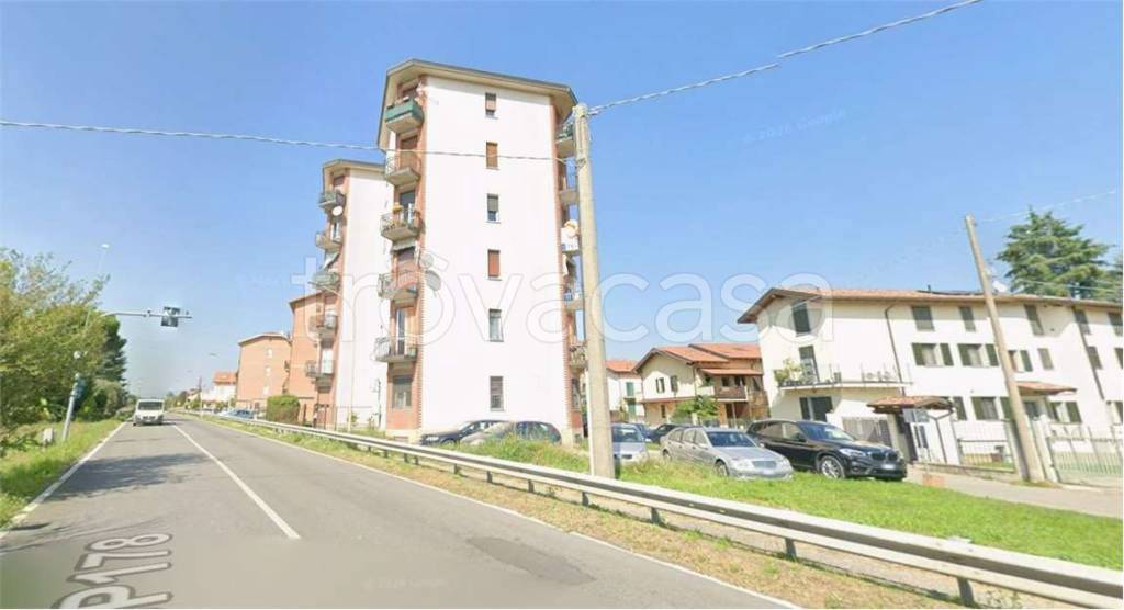 appartamento in vendita a Cornate d'Adda in zona Colnago