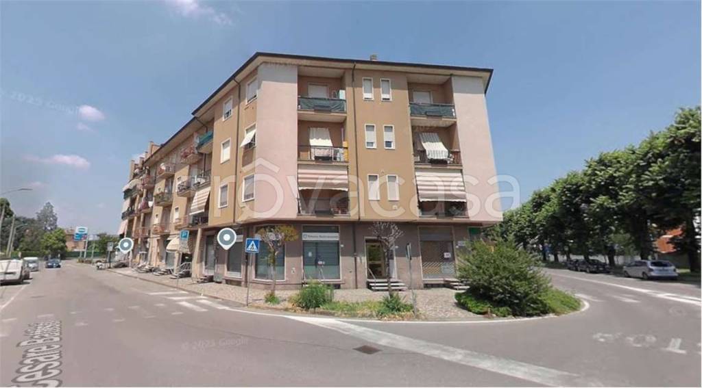 appartamento in vendita a Cornate d'Adda in zona Colnago