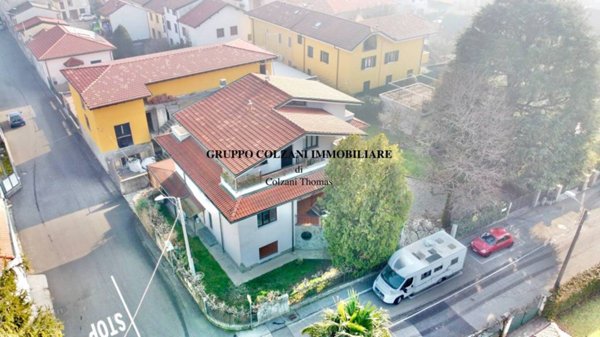 casa indipendente in vendita a Lentate sul Seveso