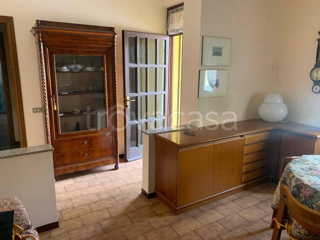 appartamento in vendita a Lentate sul Seveso in zona Birago