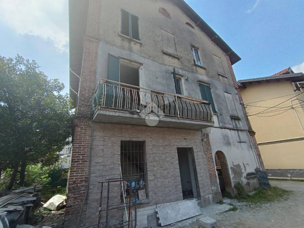 appartamento in vendita a Lentate sul Seveso in zona Camnago