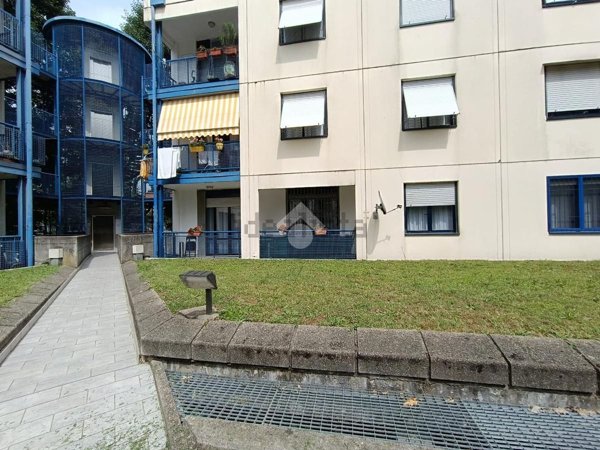 appartamento in vendita a Lentate sul Seveso in zona Copreno