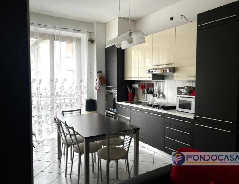 appartamento in vendita a Lentate sul Seveso in zona Camnago