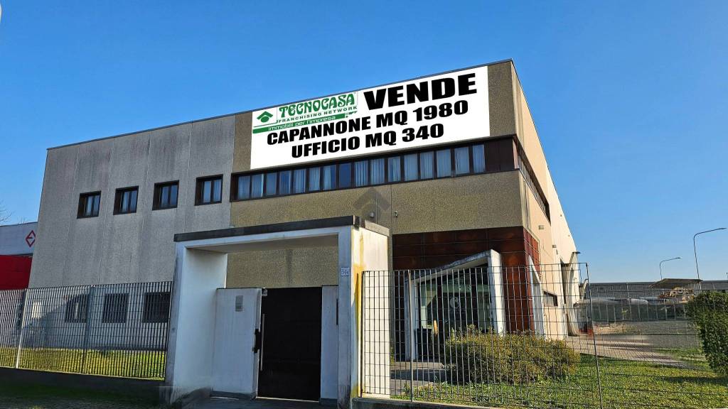 capannone in vendita a Lentate sul Seveso