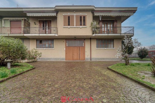 casa indipendente in vendita a Lentate sul Seveso