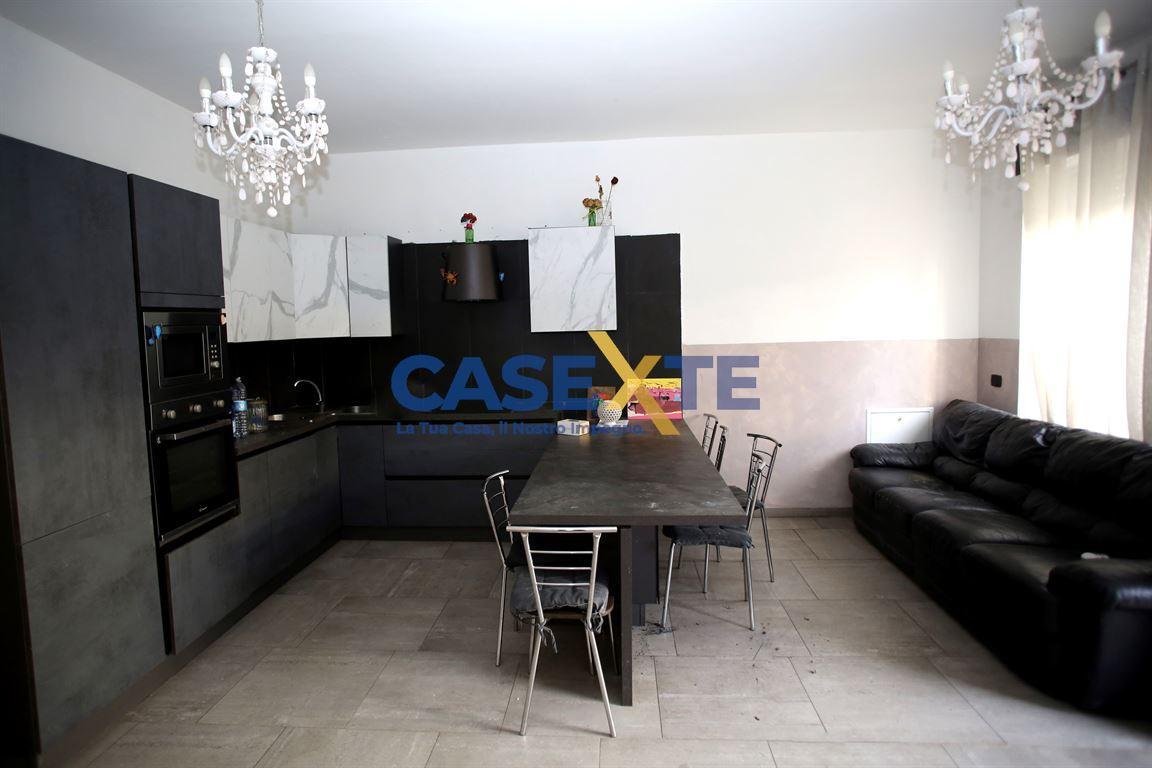 casa indipendente in vendita a Lentate sul Seveso