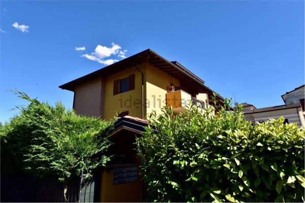 appartamento in vendita a Lentate sul Seveso in zona Birago