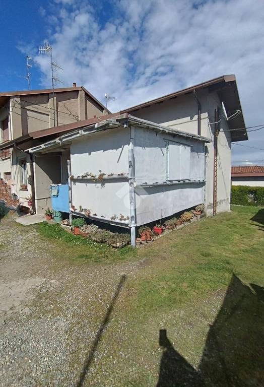 appartamento in vendita a Lentate sul Seveso in zona Mocchirolo