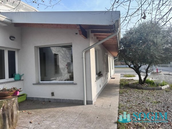 capannone in vendita a Lentate sul Seveso