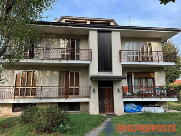 appartamento in vendita a Lentate sul Seveso