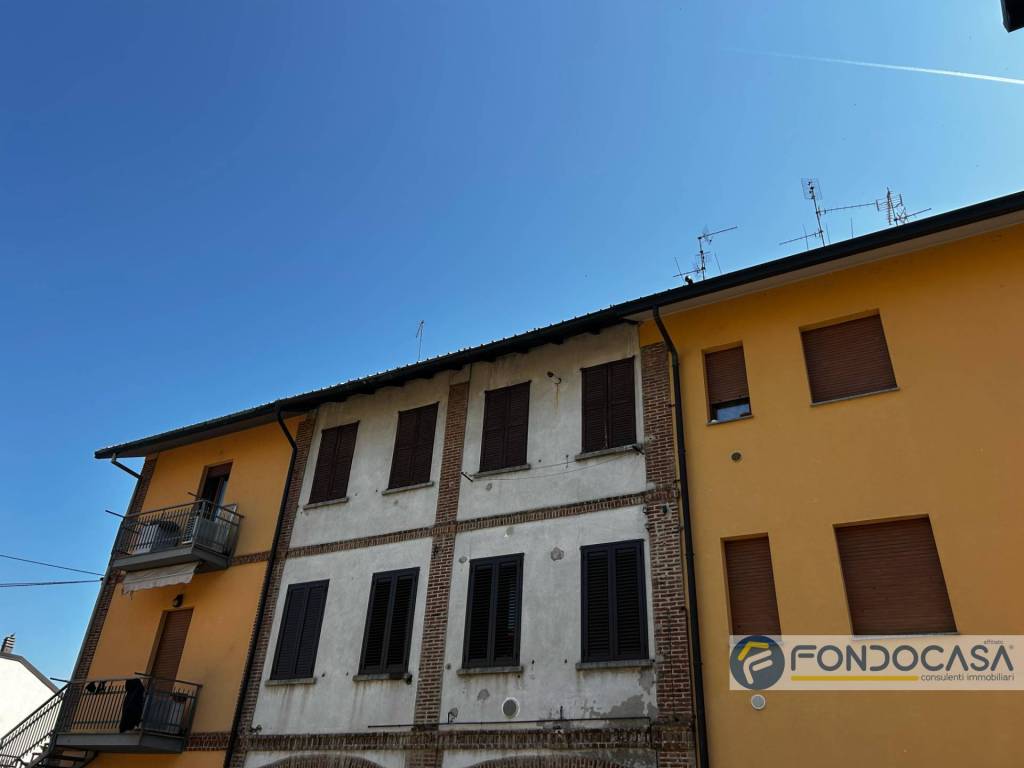 appartamento in vendita a Lentate sul Seveso in zona Camnago