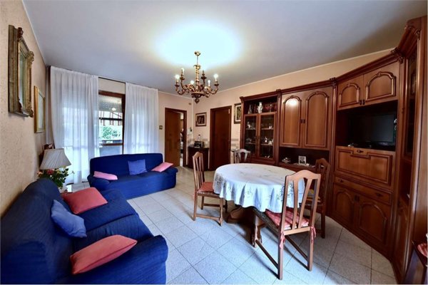 appartamento in vendita a Lentate sul Seveso in zona Camnago