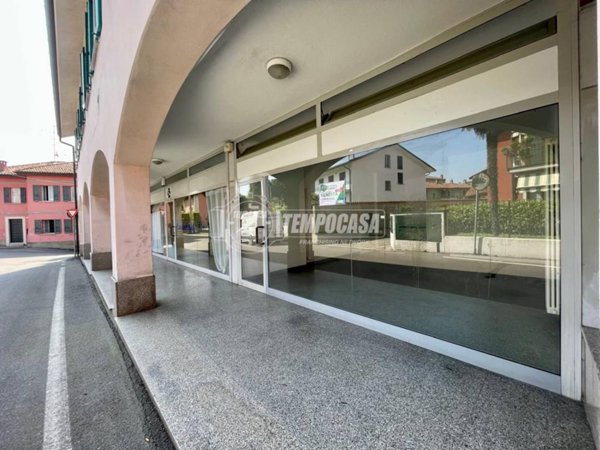 quadrivano in vendita a Lentate sul Seveso