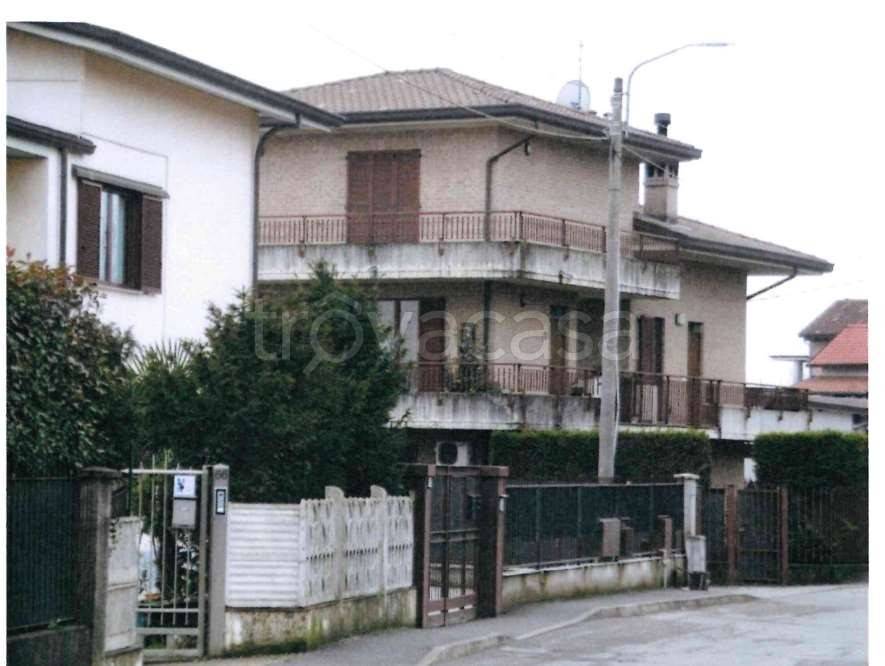 appartamento in vendita a Lentate sul Seveso