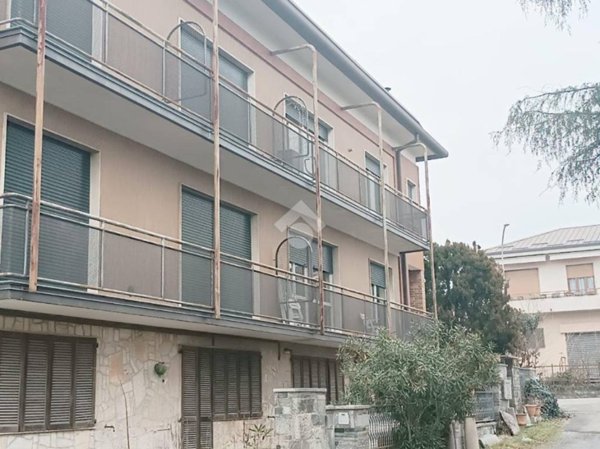 appartamento in vendita a Lentate sul Seveso in zona Camnago