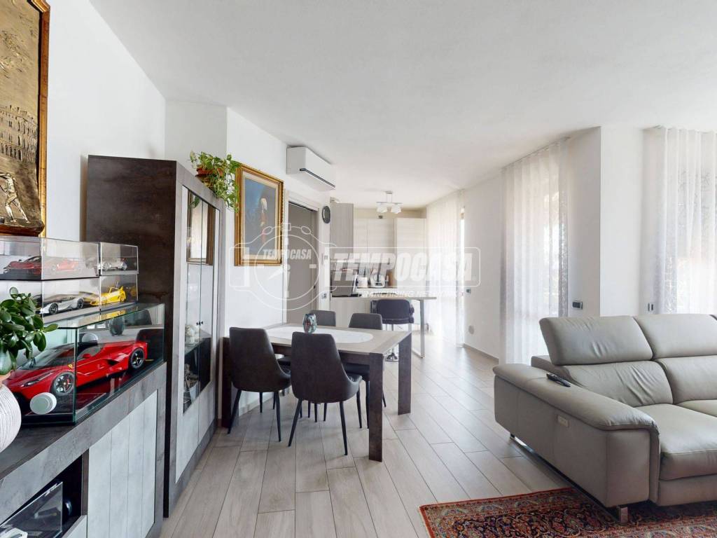 appartamento in vendita a Lentate sul Seveso in zona Camnago