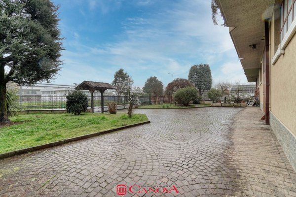 casa indipendente in vendita a Lentate sul Seveso