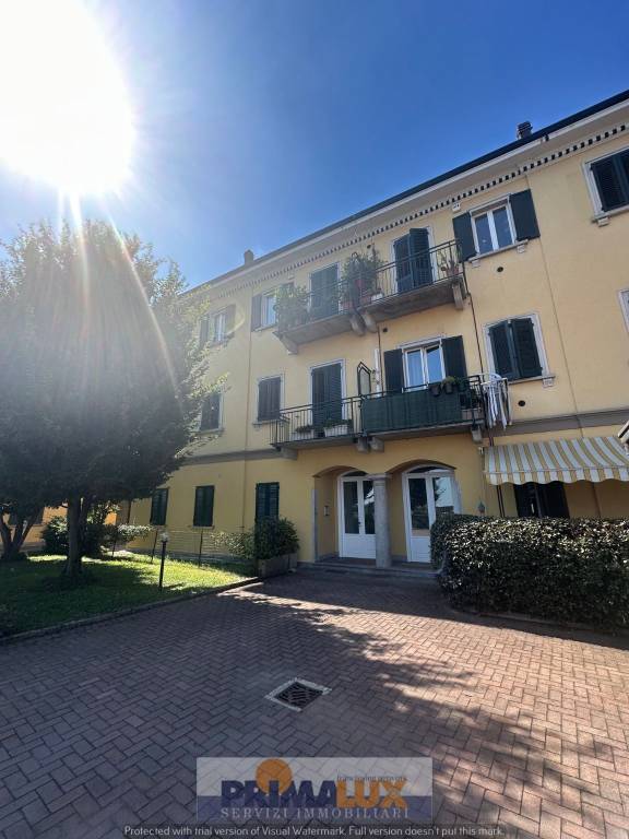appartamento in vendita a Lentate sul Seveso in zona Mocchirolo