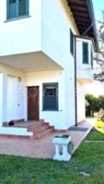 casa indipendente in vendita a Lentate sul Seveso