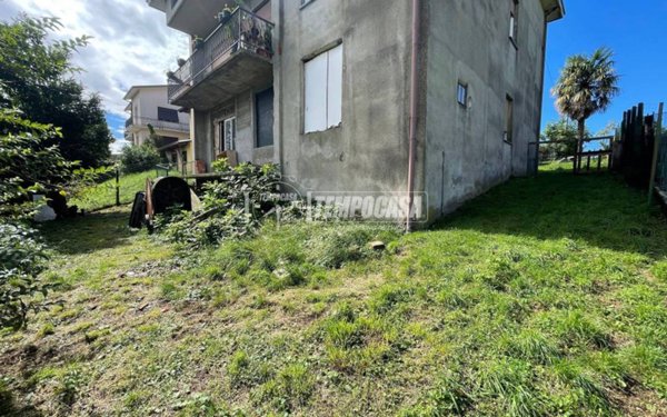 casa indipendente in vendita a Lentate sul Seveso in zona Mocchirolo