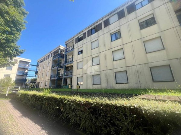 appartamento in vendita a Lentate sul Seveso in zona Copreno