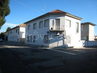 capannone in vendita a Lentate sul Seveso in zona Camnago
