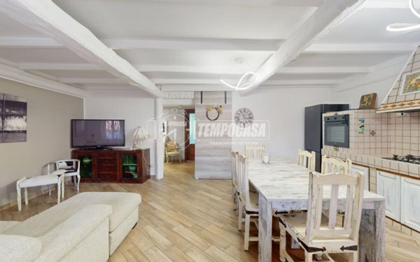 appartamento in vendita a Lentate sul Seveso in zona Birago