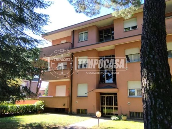 appartamento in vendita a Lentate sul Seveso in zona Birago