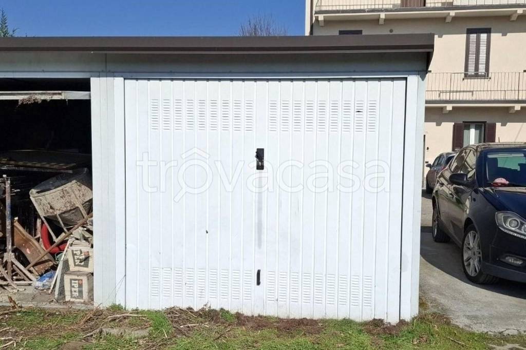appartamento in vendita a Lentate sul Seveso in zona Camnago