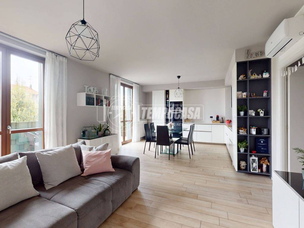 appartamento in vendita a Lentate sul Seveso in zona Copreno