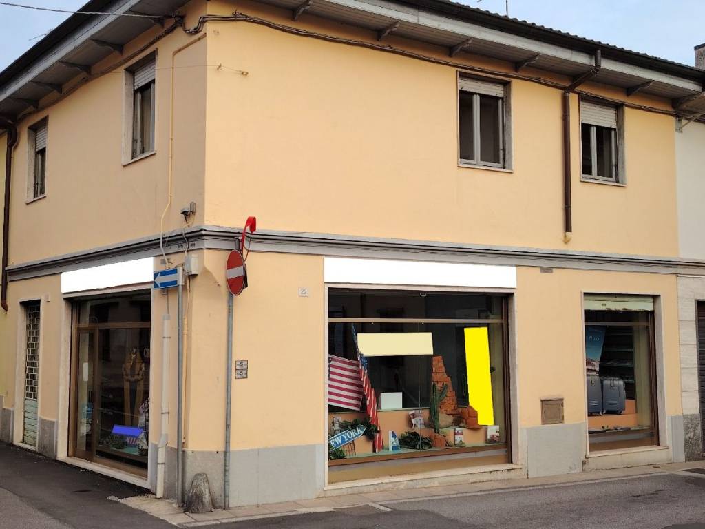 negozio in vendita a Lentate sul Seveso